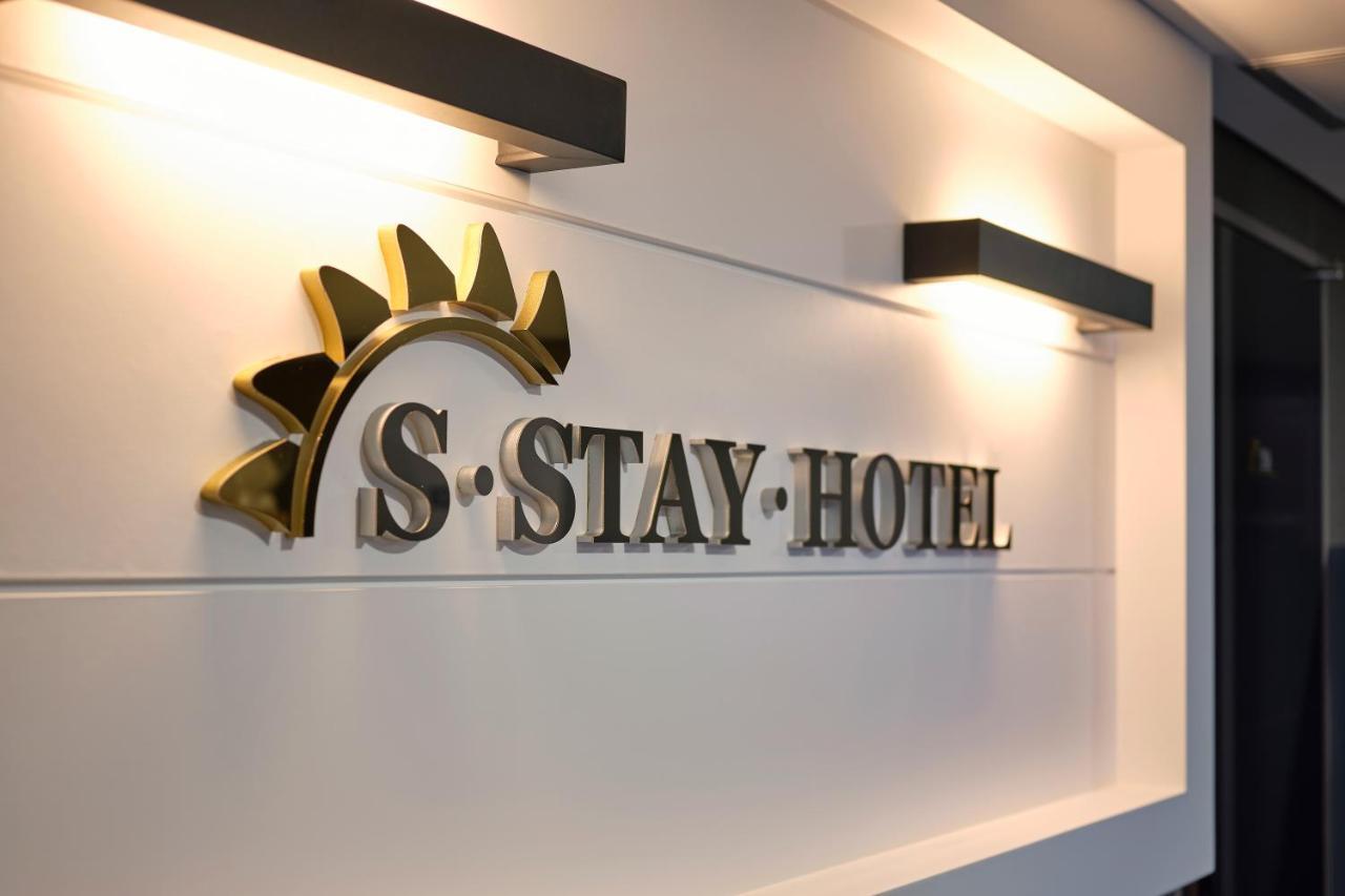 S Stay Hotel Suwon Dış mekan fotoğraf